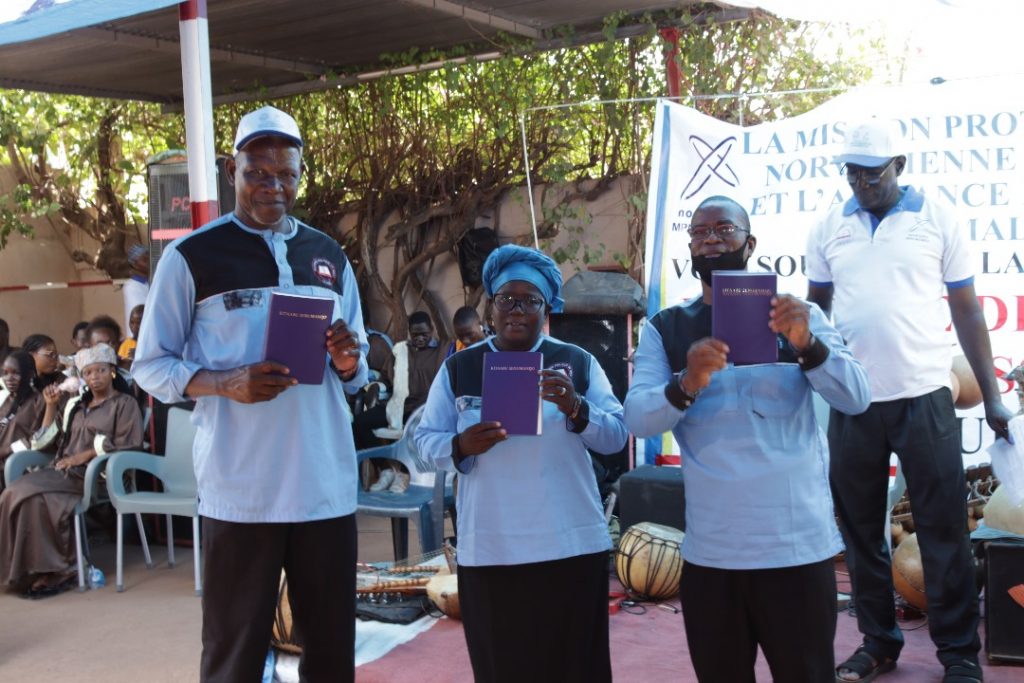 Dédicace de la Bible en Khassonké